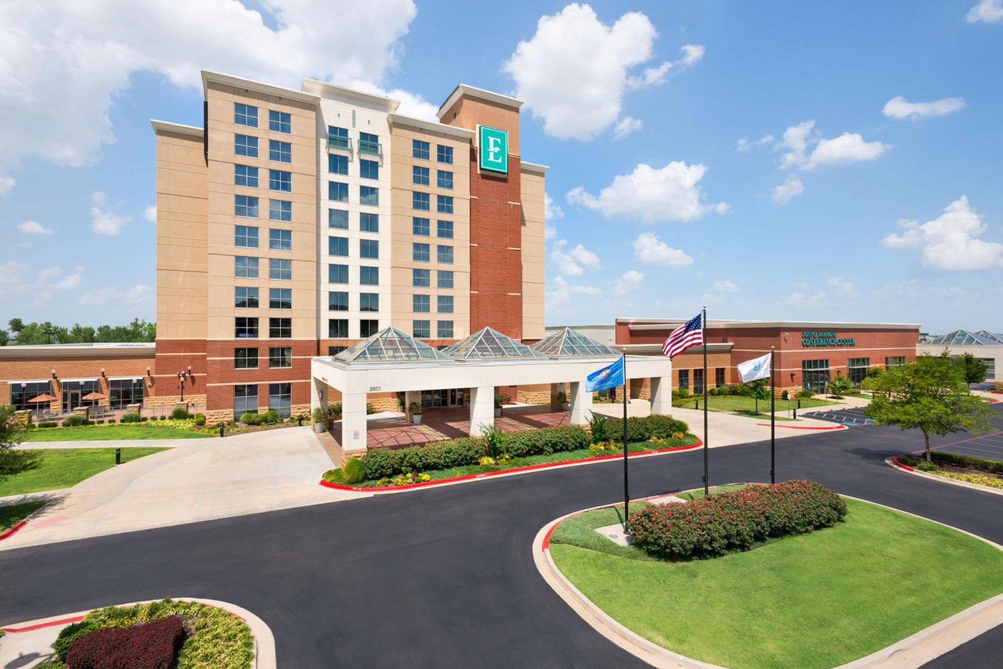 Embassy Suites By Hilton Norman Hotel & Conference Center Exterior foto